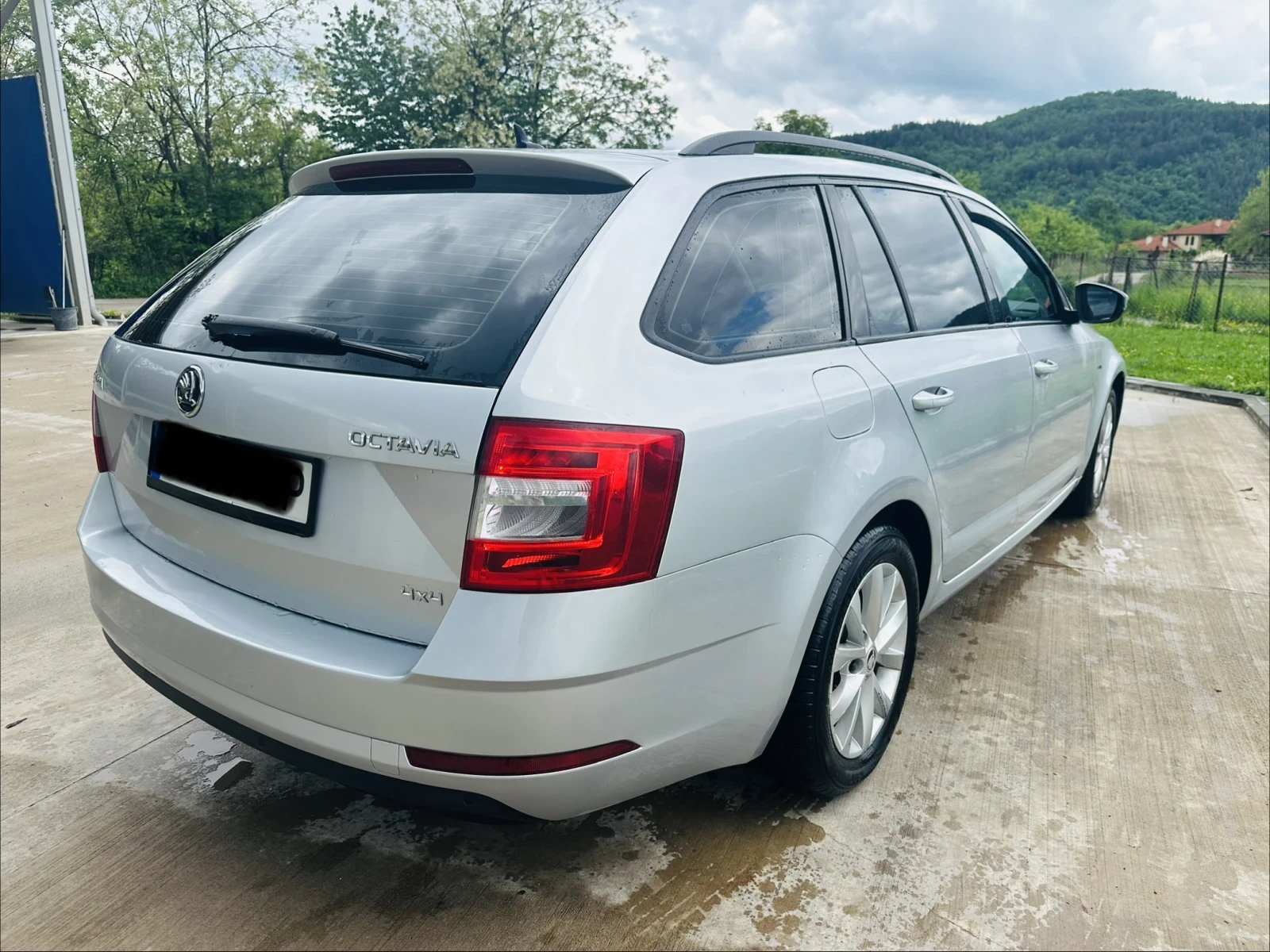 Skoda Octavia 4x4, снимка 5 - Автомобили и джипове - 54679178
