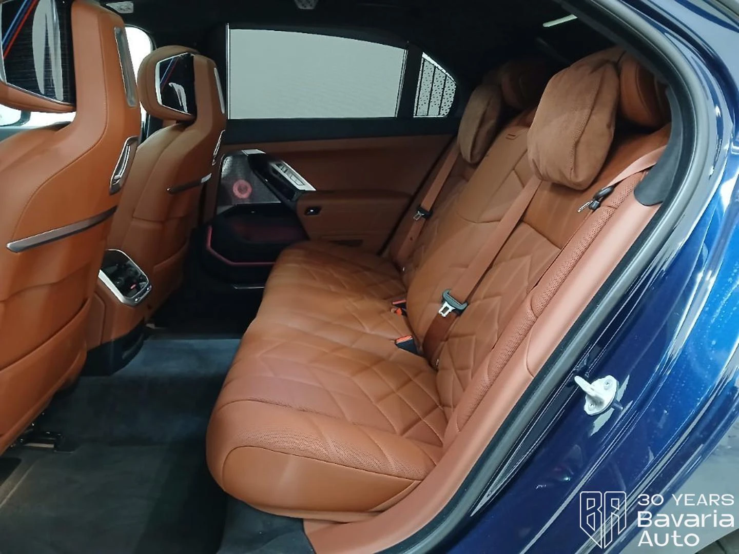 BMW 740 d xDrive M Sport Paket , снимка 8 - Автомобили и джипове - 54814696