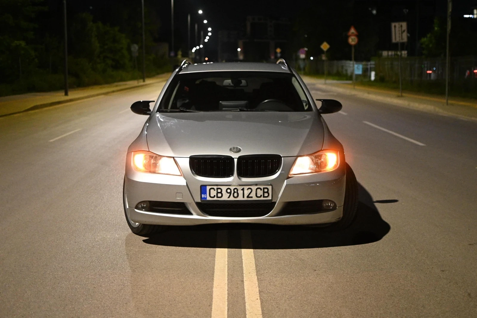 BMW 320, снимка 2 - Автомобили и джипове - 54956906