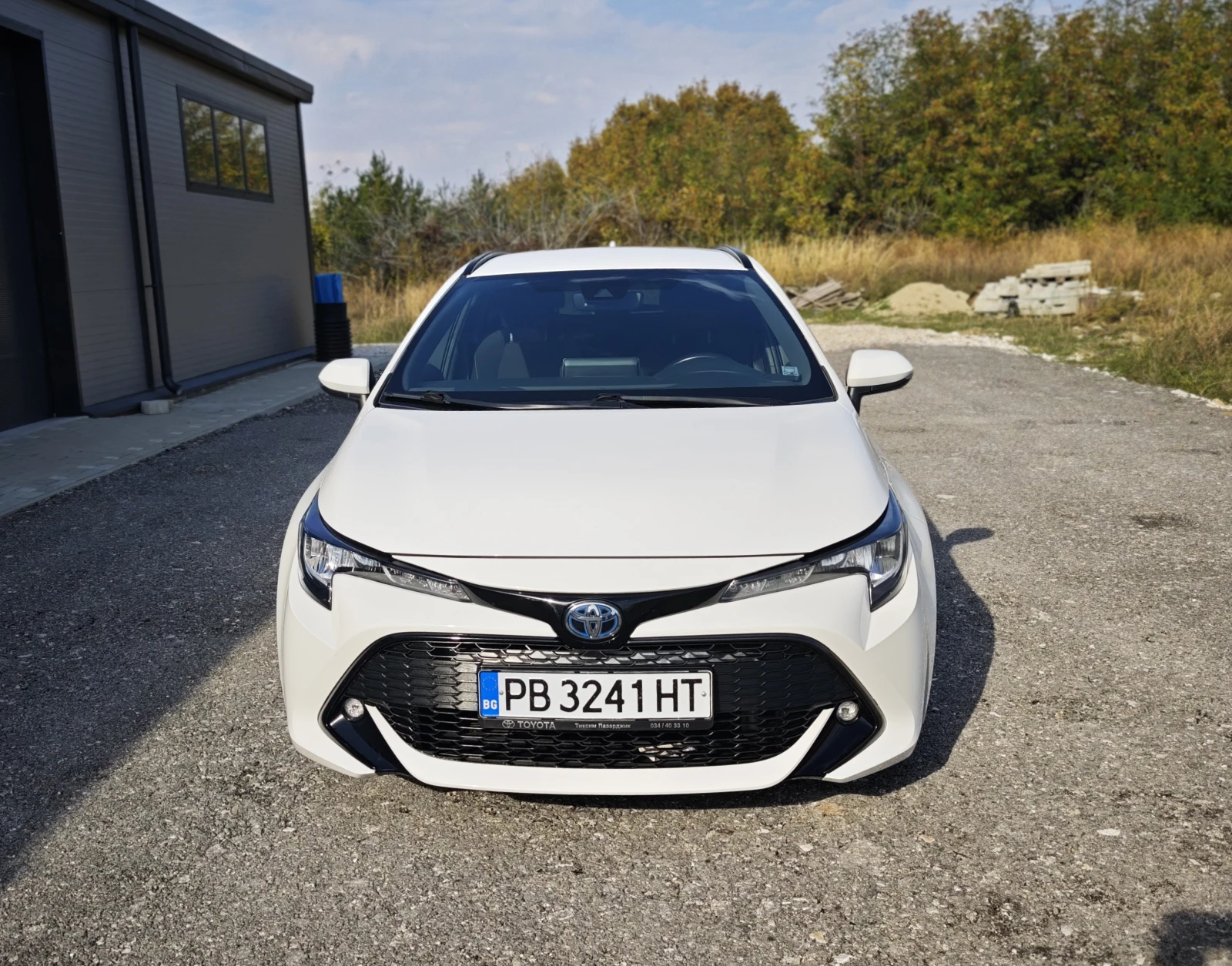 Toyota Corolla Touring Sport, 1.8 Hybrid, ����������� | Mobile.bg � ����������� 2