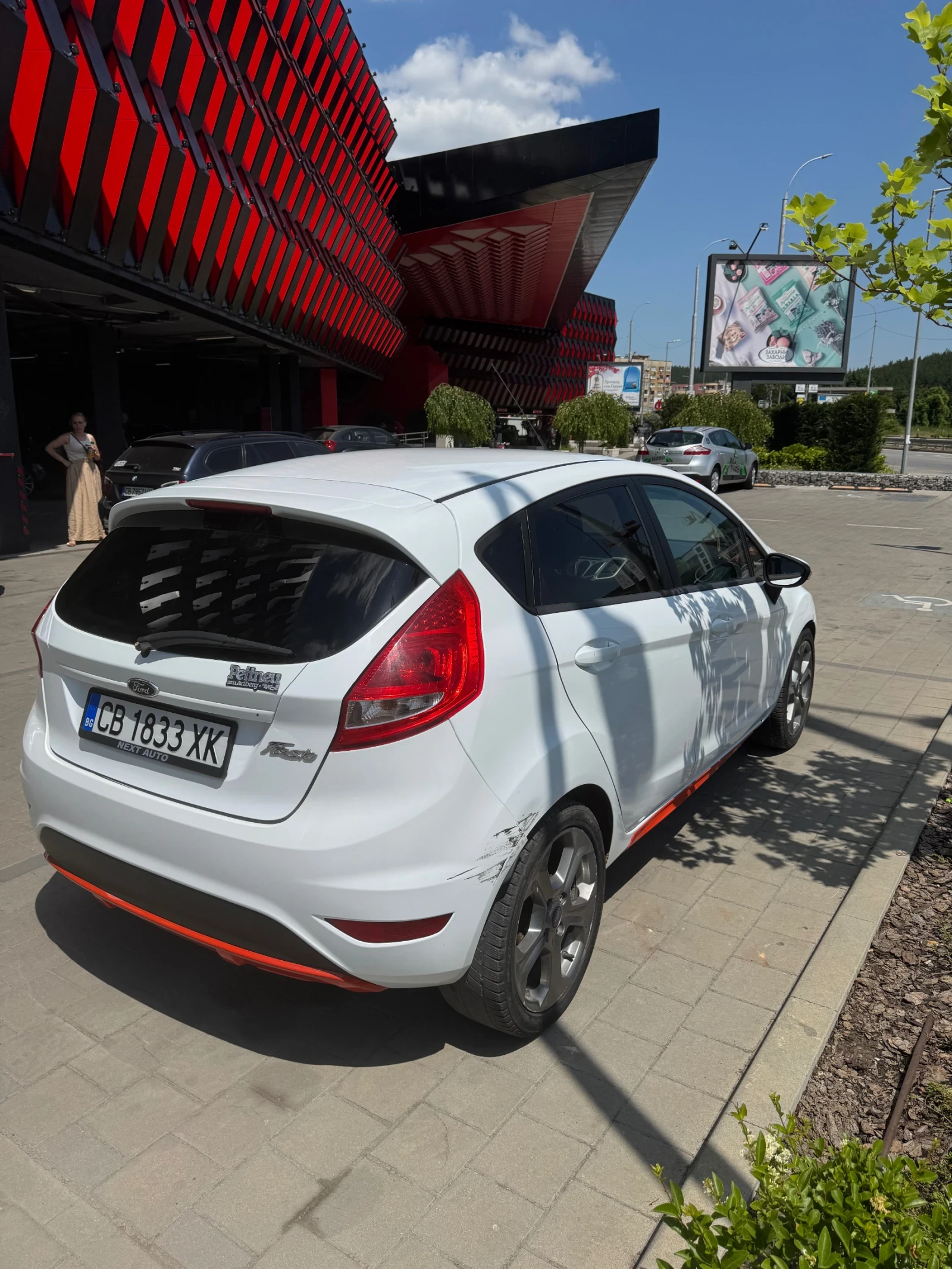 Ford Fiesta 1.1, снимка 7 - Автомобили и джипове - 55073224
