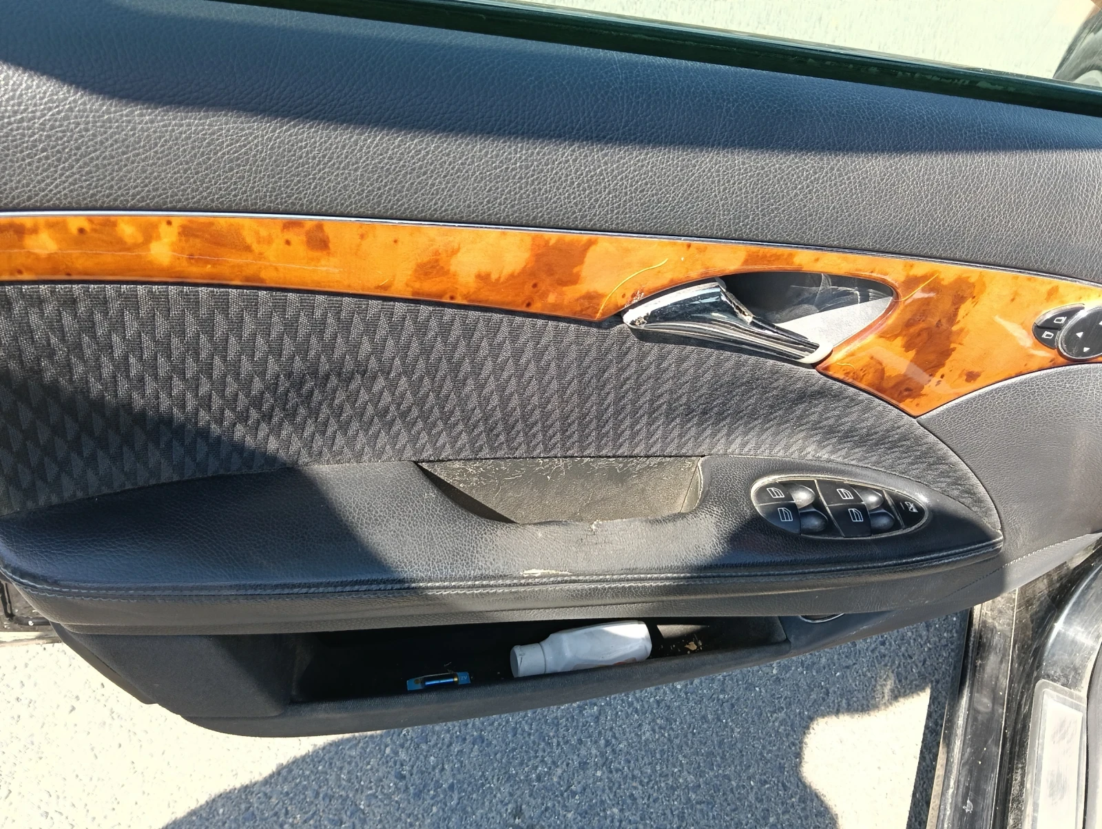 Mercedes-Benz E 220, снимка 8 - Автомобили и джипове - 55593674