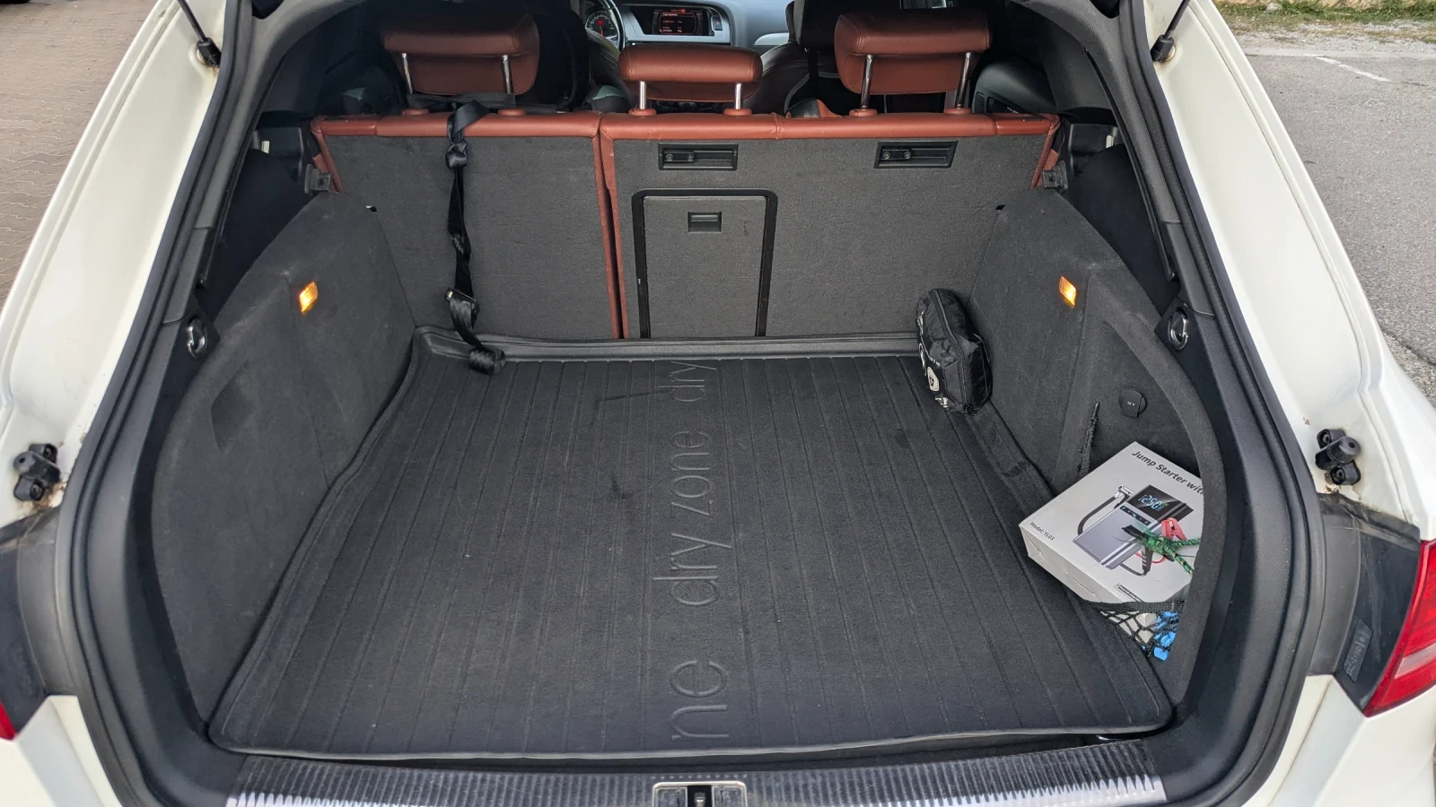 Audi A4 2.0 TDI, снимка 15 - Автомобили и джипове - 55731793