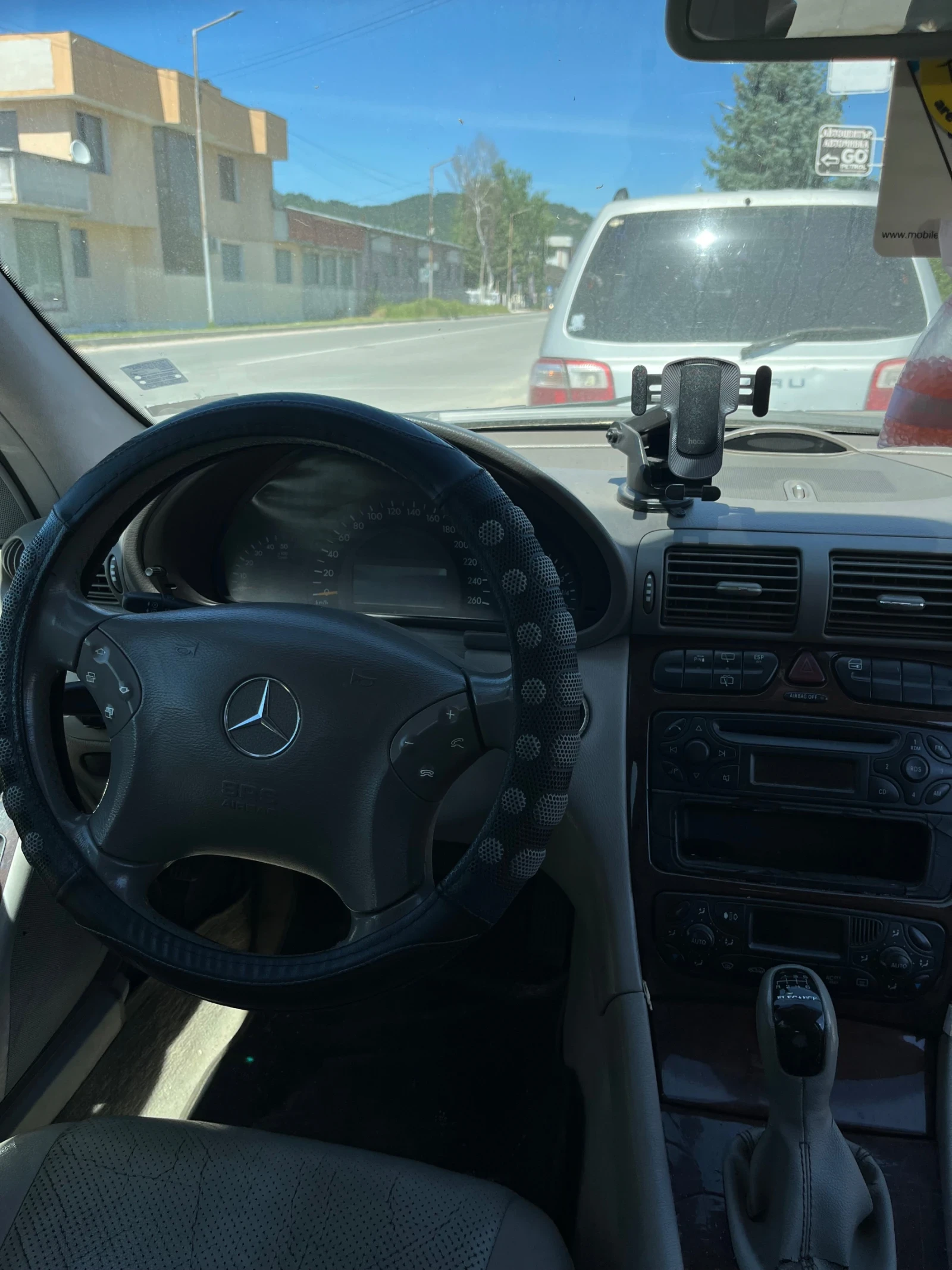 Mercedes-Benz C 220, снимка 11 - Автомобили и джипове - 55751469