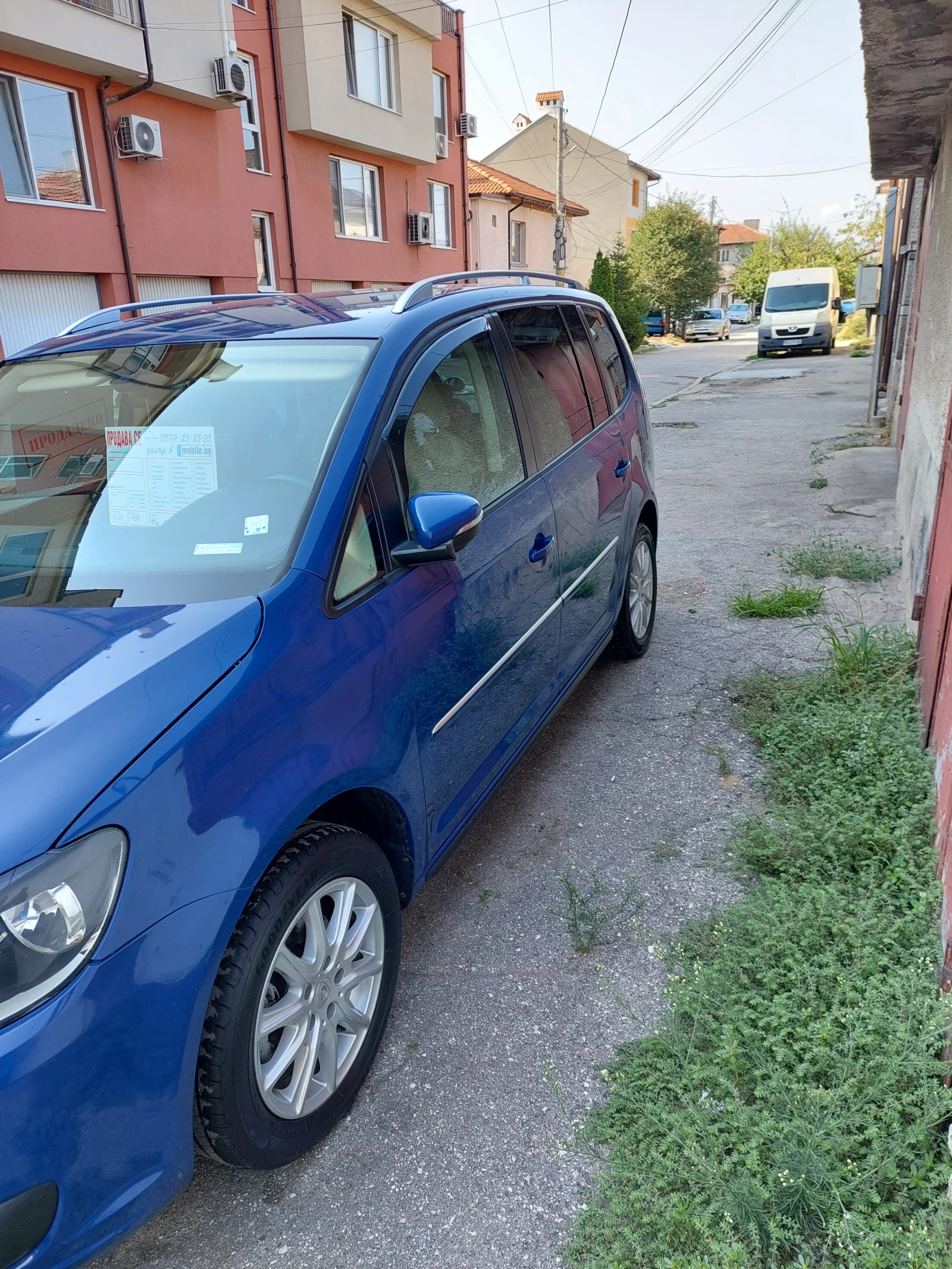 VW Touran, снимка 3 - Автомобили и джипове - 56138058