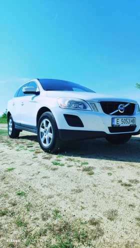 Volvo XC60 Т6, снимка 1