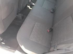 Dacia Duster 1.6i 4x4 - 13900 лв. - 44378081 11