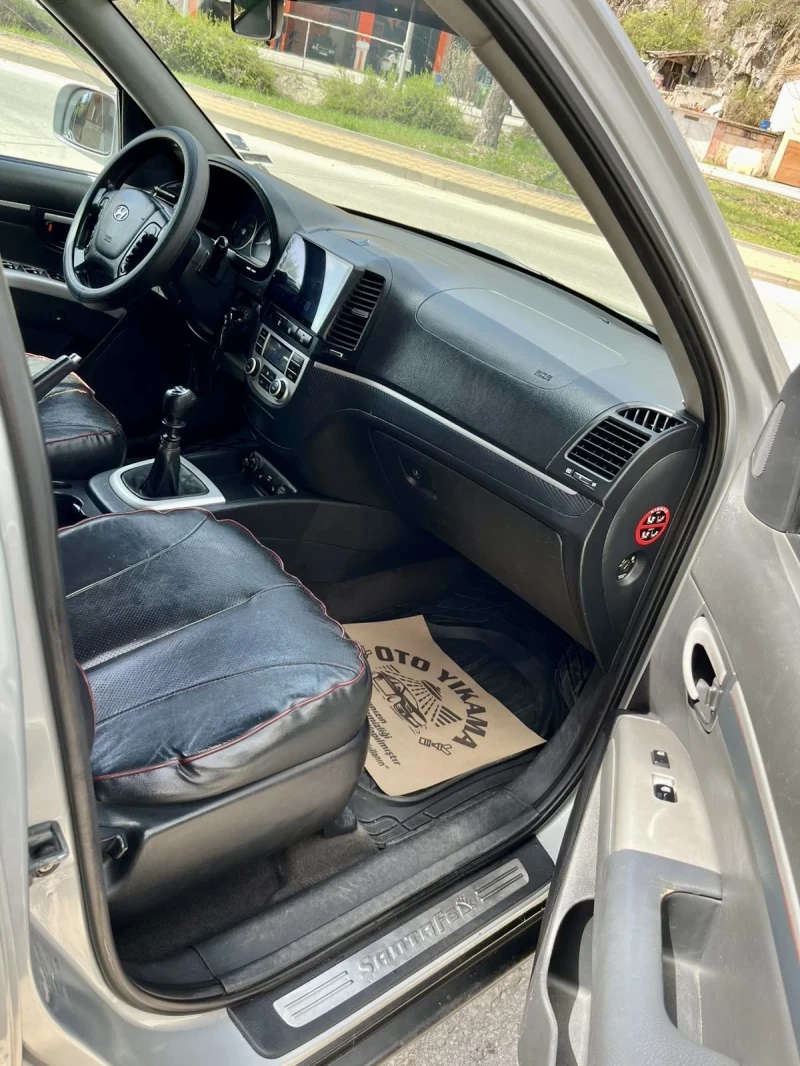Hyundai Santa fe 2.2 CRDi 4DW 150к.с, снимка 8 - Автомобили и джипове - 49990218