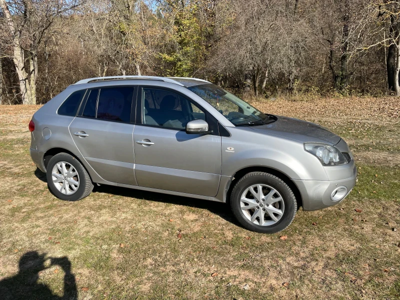 Renault Koleos 2.0dci, снимка 2 - Автомобили и джипове - 52369467