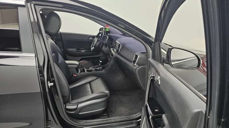 Kia Sportage 2.0 2WD PRESTIGE autogeorge.com, снимка 9 - Автомобили и джипове - 51903223