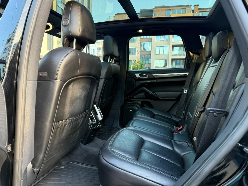 Porsche Cayenne 3.6i , снимка 15 - Автомобили и джипове - 52447433