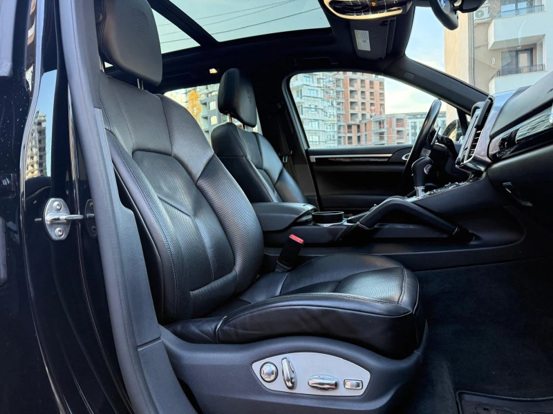 Porsche Cayenne 3.6i , снимка 14 - Автомобили и джипове - 52447433