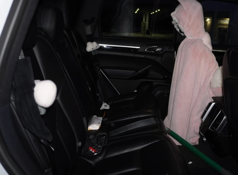 Porsche Cayenne * AWD 4dr * CARFAX * БЕЗ ПЪРВОНАЧАЛНА ВНОСКА, снимка 11 - Автомобили и джипове - 52959339