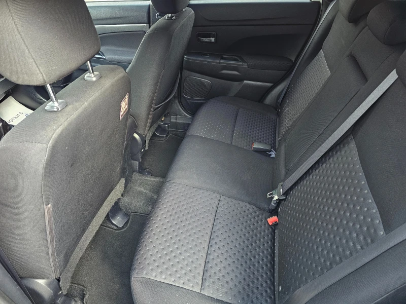 Mitsubishi ASX 1.8DI-D-150kc 4x4, снимка 12 - Автомобили и джипове - 53466634