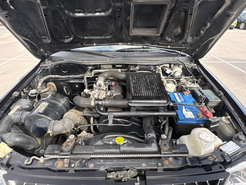 Mitsubishi L200, снимка 13 - Автомобили и джипове - 53582050