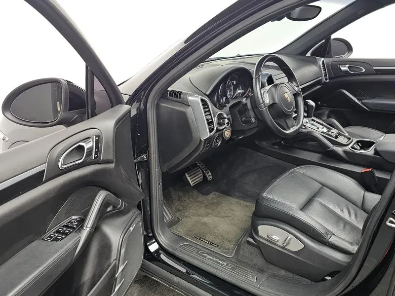 Porsche Cayenne 4.8S 958, снимка 10 - Автомобили и джипове - 55740442