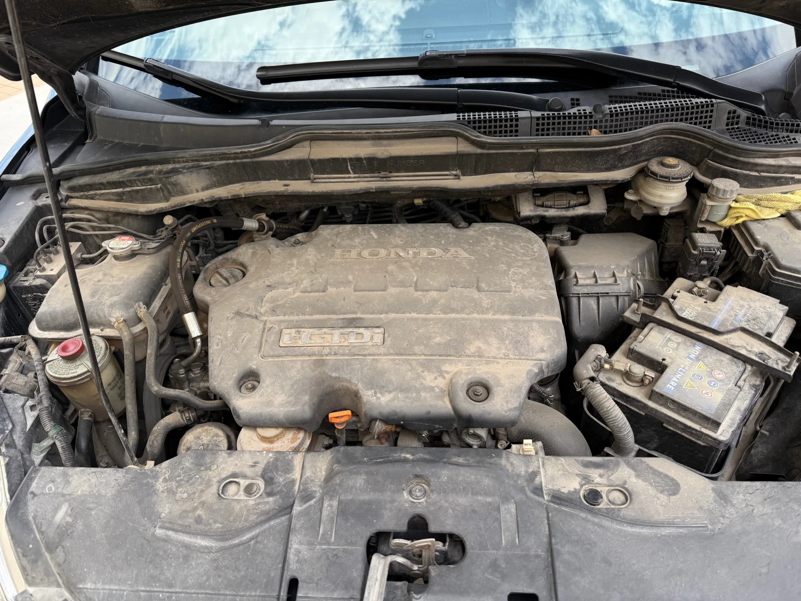 Honda Cr-v Exclusive  - изображение 2