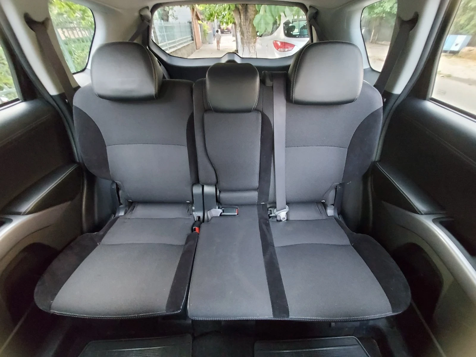 Mitsubishi Outlander  - изображение 8