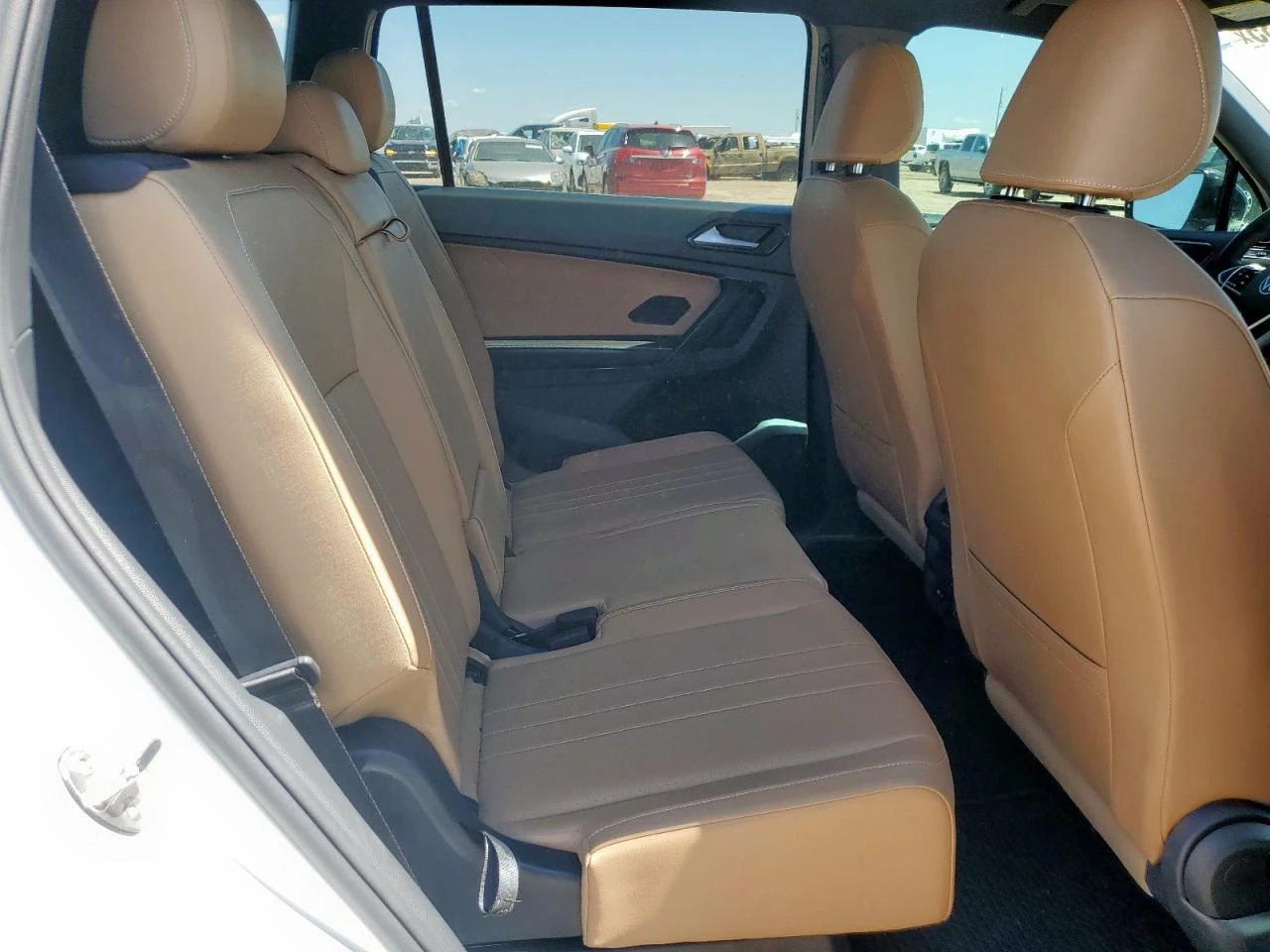 VW Tiguan SE R-LINE BLACK | Mobile.bg   11