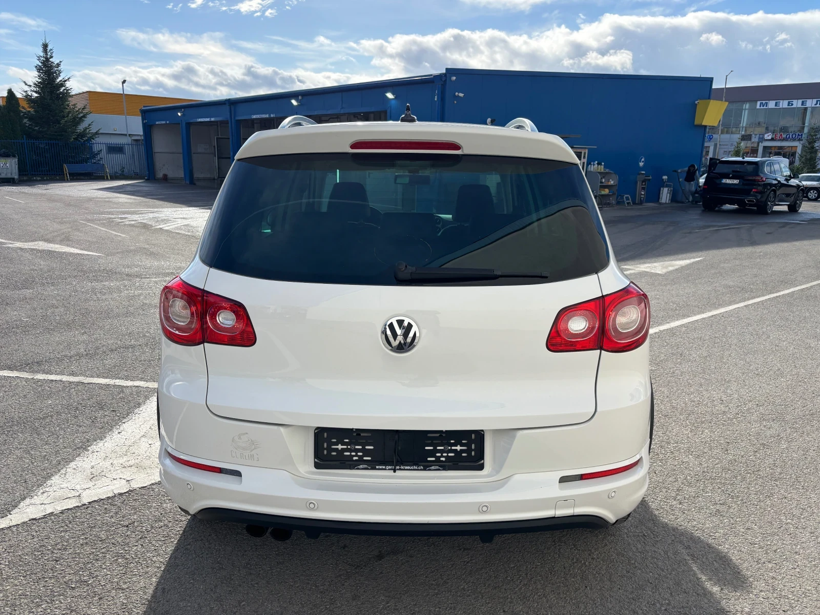 VW Tiguan 2.0i 4x4 DSG R LINE - изображение 3