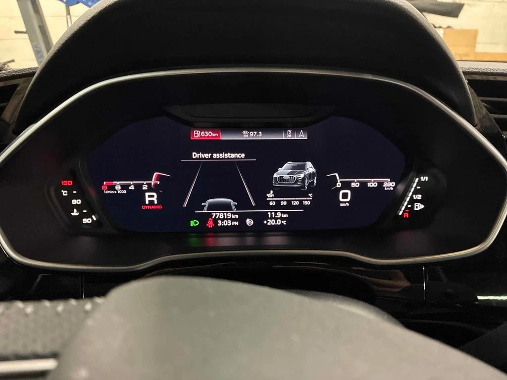 Audi Q3 2020 Progressiv * CARFAX * БЕЗ ПЪРВОНАЧАЛНА ВНОСКА - изображение 8