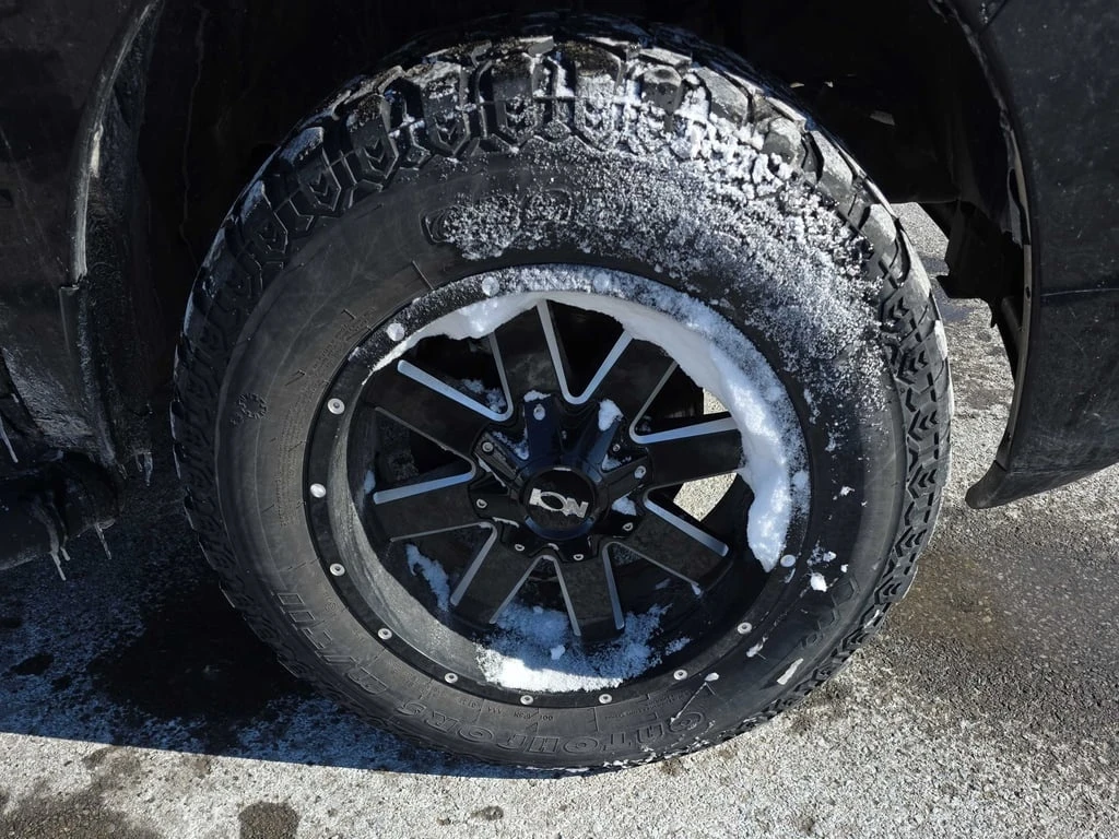 Dodge RAM 1500 * Express * CARFAX * БЕЗ ПЪРВОНАЧАЛНА ВНОСКА - изображение 7