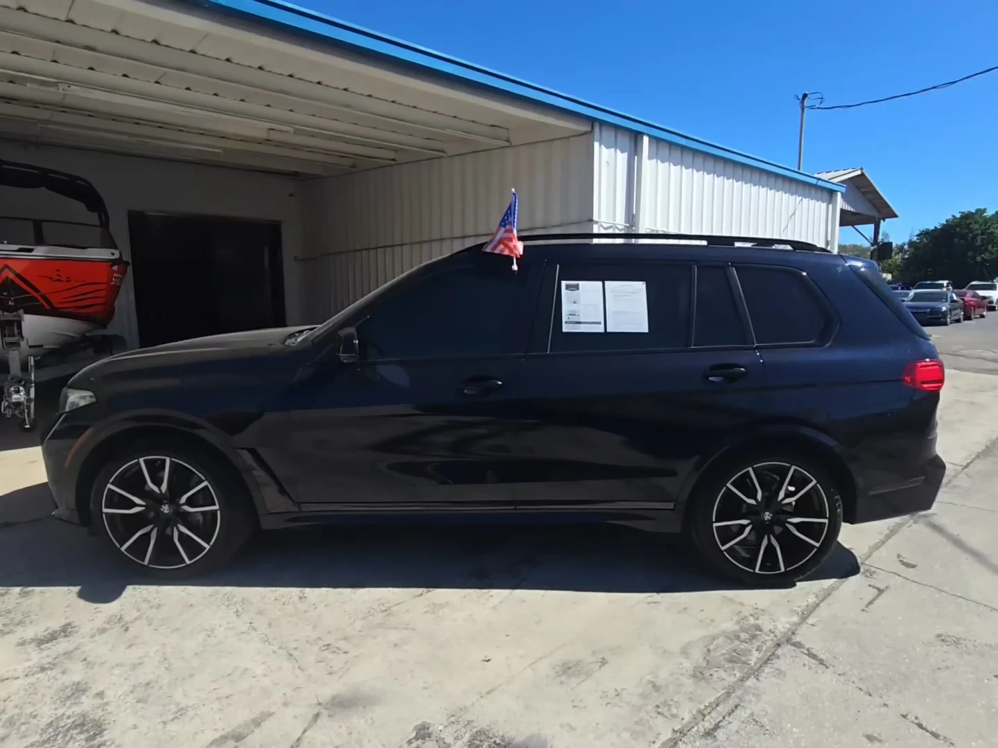 BMW X7 XDrive50i M SPORT/КРЕДИТИРАНЕ-440 ЕВРО НА МЕСЕЦ - изображение 4