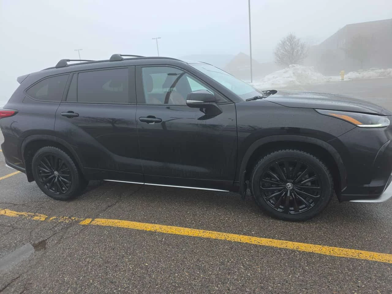 Toyota Highlander XSE AWD | LANE ASSIST | 2 KEYS | ПОДГРЕВИ , снимка 3 - Автомобили и джипове - 53751581