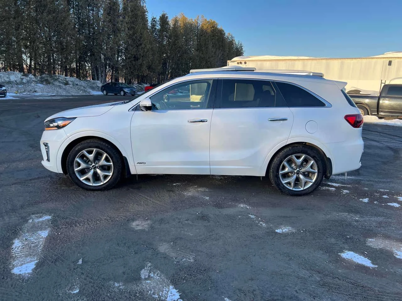 Kia Sorento SX V6/CARFAX/HARMON KARDON/PANO, снимка 3 - Автомобили и джипове - 53770940