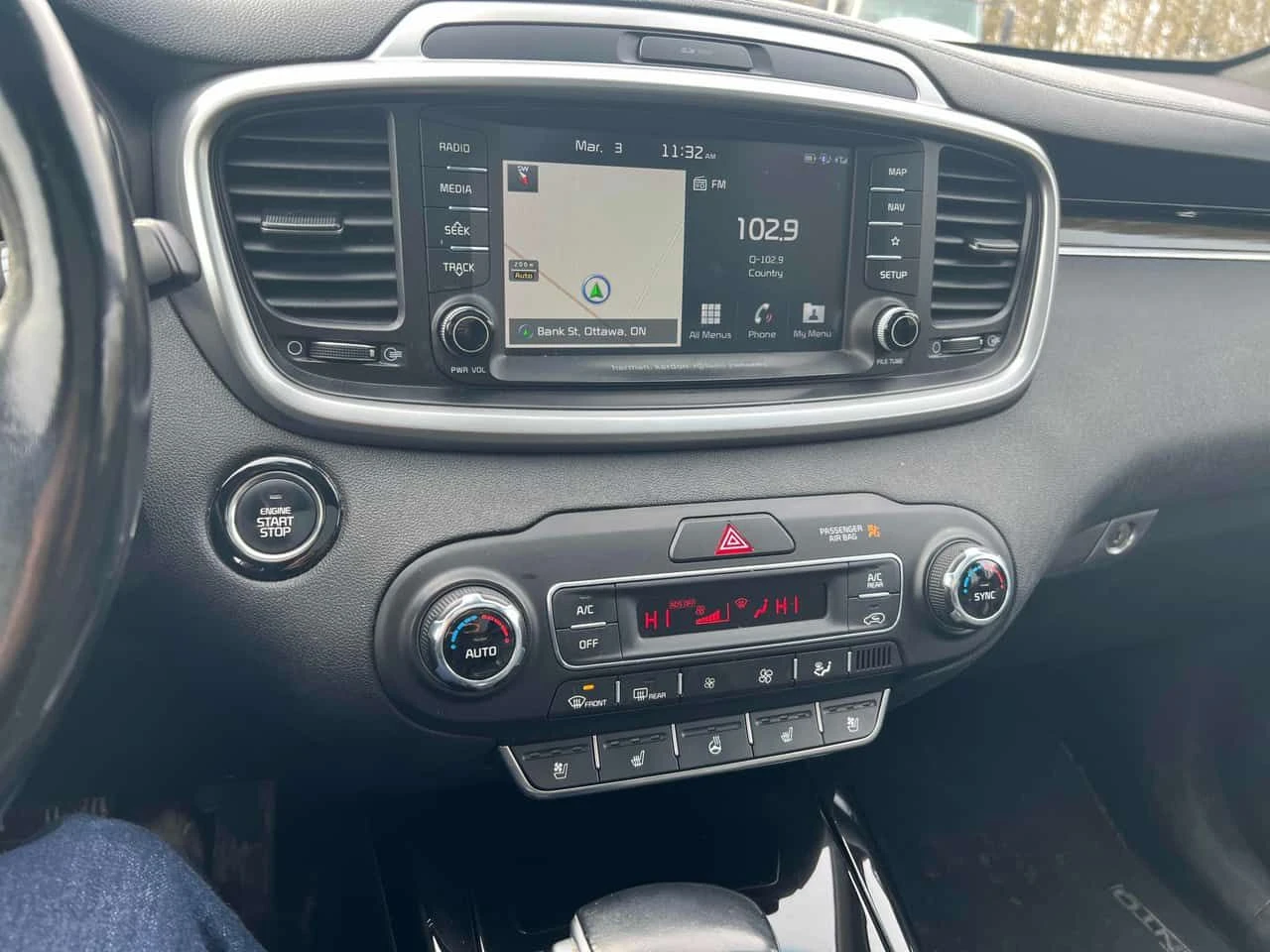 Kia Sorento SX V6/CARFAX/HARMON KARDON/PANO, снимка 11 - Автомобили и джипове - 53770940