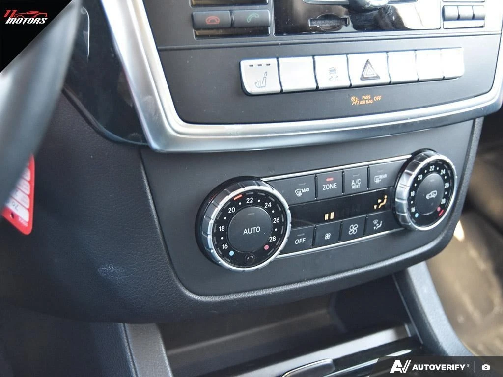 Mercedes-Benz ML 400 * * CARFAX * * АВТО КРЕДИТ * * , снимка 10 - Автомобили и джипове - 53952238