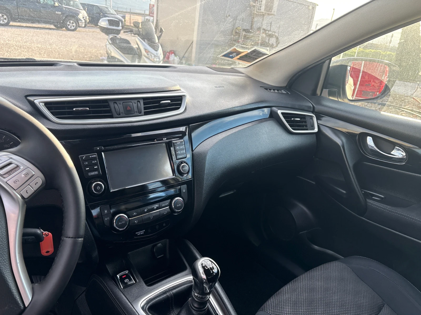 Nissan Qashqai 1.6 d 4 x 4 | Mobile.bg � ����������� 8
