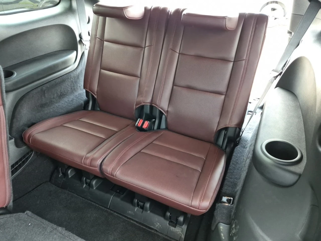 Dodge Durango AWD * 7 МЕСТА * BORDEX КОЖА * ПАНОРАМА * ПОДГРЕВ *, снимка 10 - Автомобили и джипове - 55409311