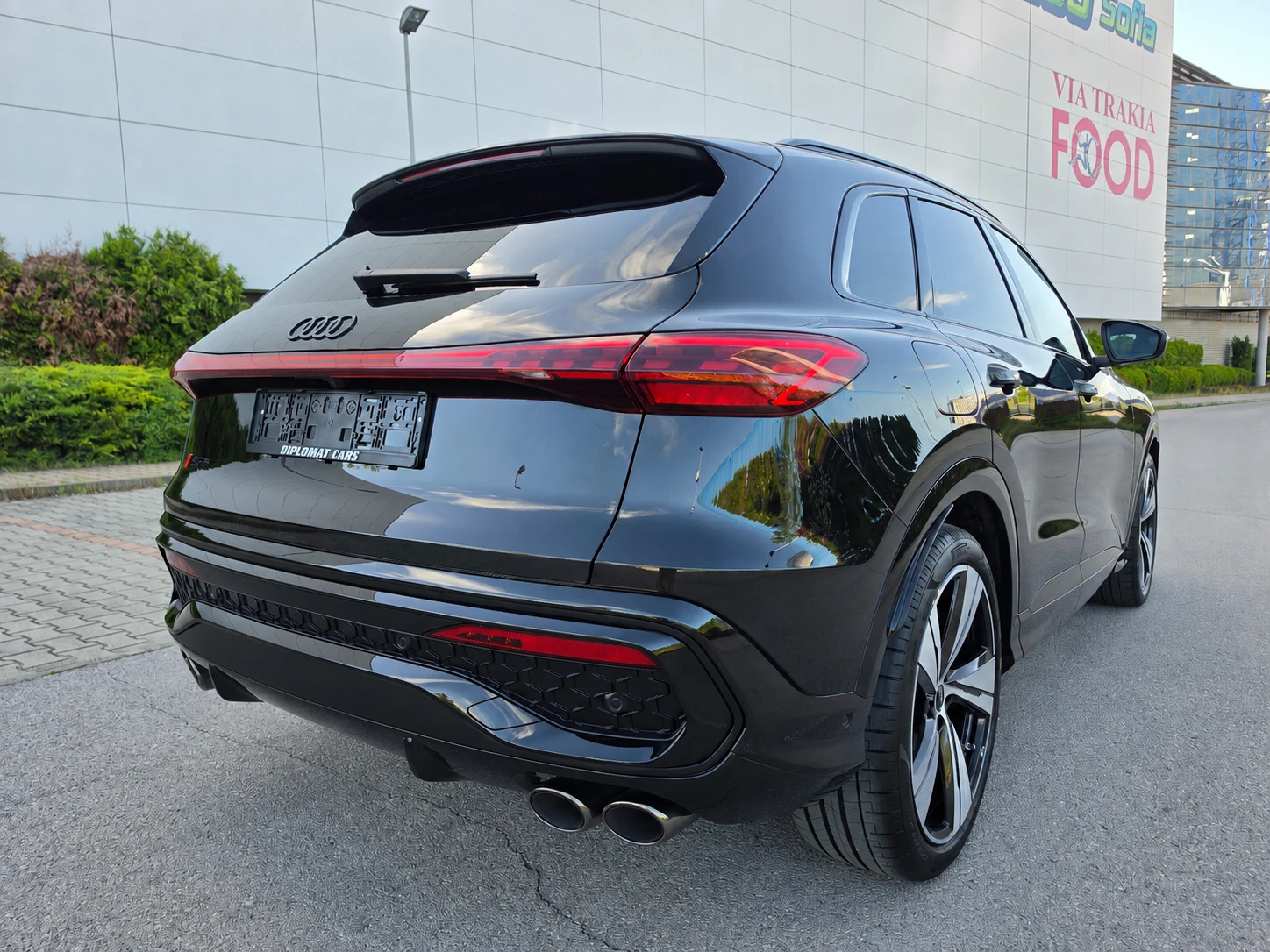 Audi SQ5 /MATRIX/B&O/HEAD UP/360/MMI DISPLAY/PANORAMA, снимка 4 - Автомобили и джипове - 55480325