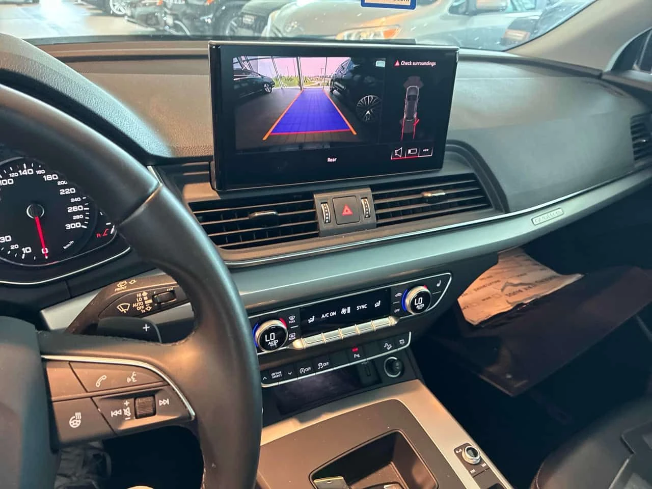 Audi Q5 * Komfort * DISTRONIC* MATRIX* , снимка 9 - Автомобили и джипове - 55513072
