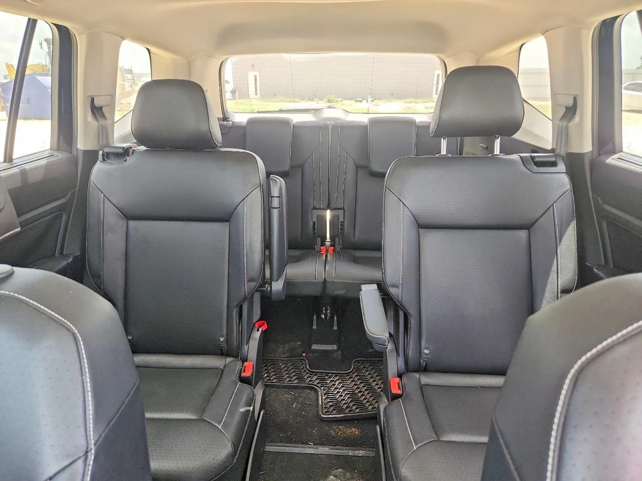 VW Atlas 3.6* SEL* КОЖА* ПОДГРЕВ* ПАНОРАМА* КАМЕРА* , снимка 10 - Автомобили и джипове - 55691013