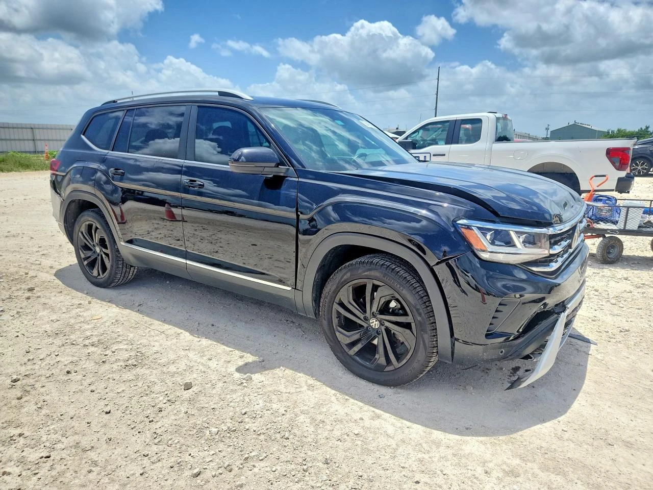 VW Atlas 3.6* SEL* КОЖА* ПОДГРЕВ* ПАНОРАМА* КАМЕРА* , снимка 4 - Автомобили и джипове - 55691013