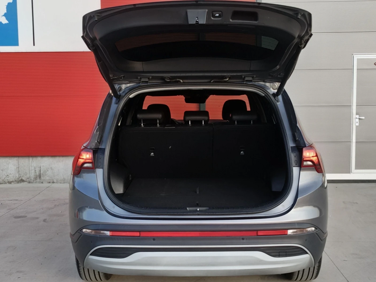 Hyundai Santa fe 2.2CRDi/FACELIFT//PREMIUM+ /DIGITAL COCKPIT/4WD/F1, снимка 6 - Автомобили и джипове - 55706598