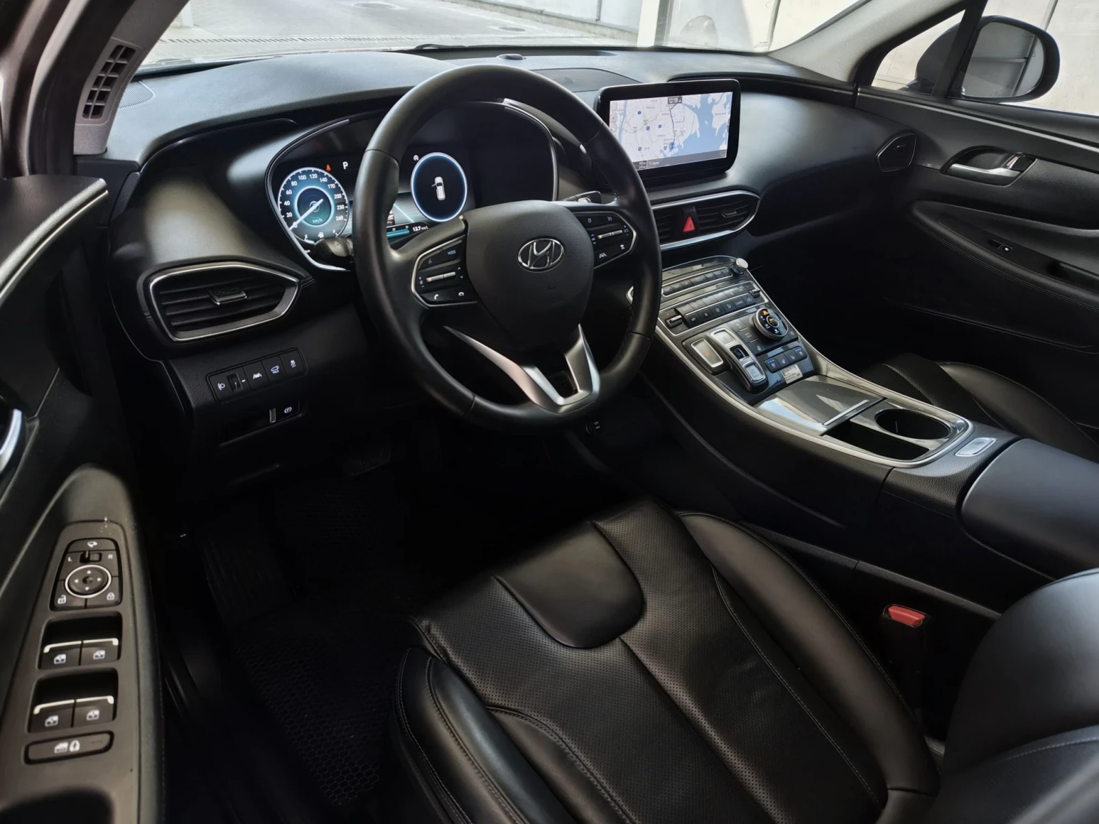 Hyundai Santa fe 2.2CRDi/FACELIFT//PREMIUM+ /DIGITAL COCKPIT/4WD/F1, снимка 7 - Автомобили и джипове - 55706598