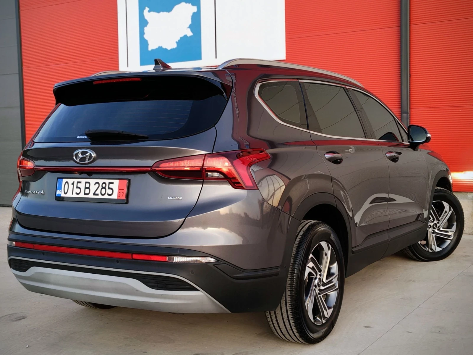 Hyundai Santa fe 2.2CRDi/FACELIFT//PREMIUM+ /DIGITAL COCKPIT/4WD/F1, снимка 3 - Автомобили и джипове - 55706598