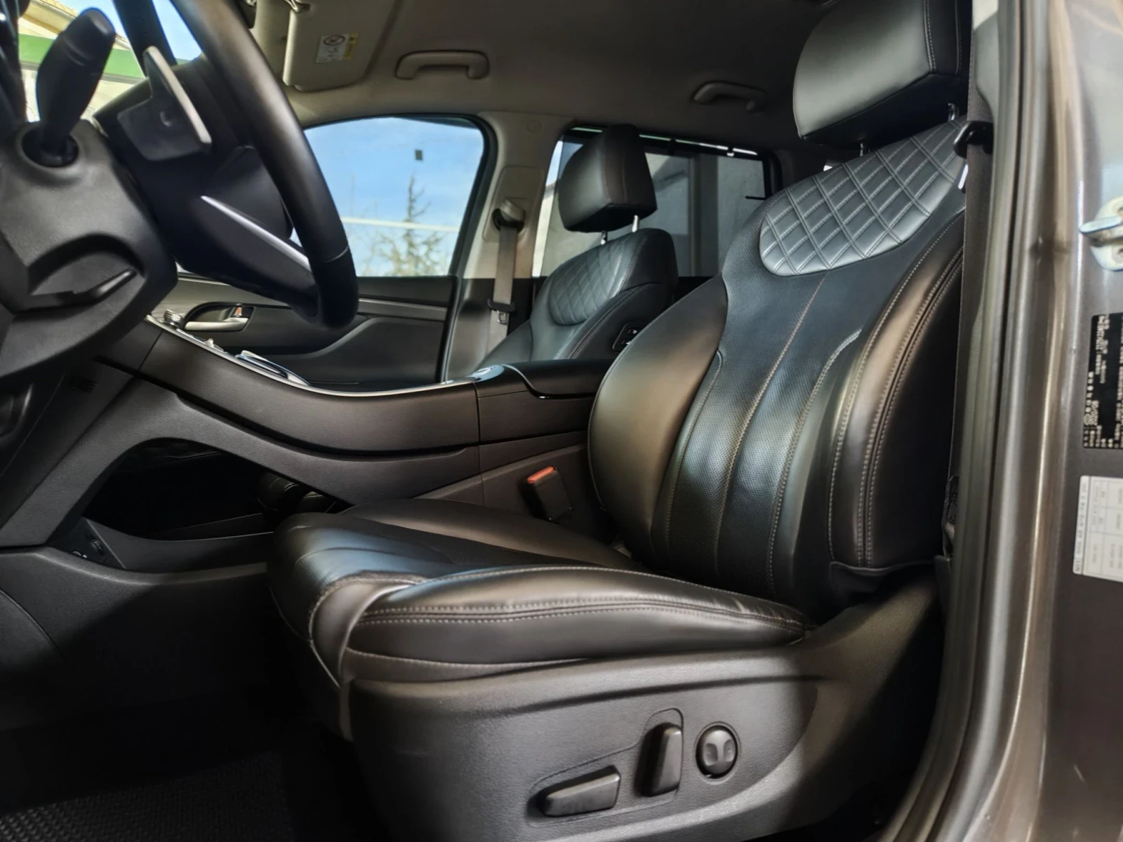 Hyundai Santa fe 2.2CRDi/FACELIFT//PREMIUM+ /DIGITAL COCKPIT/4WD/F1, снимка 16 - Автомобили и джипове - 55706598