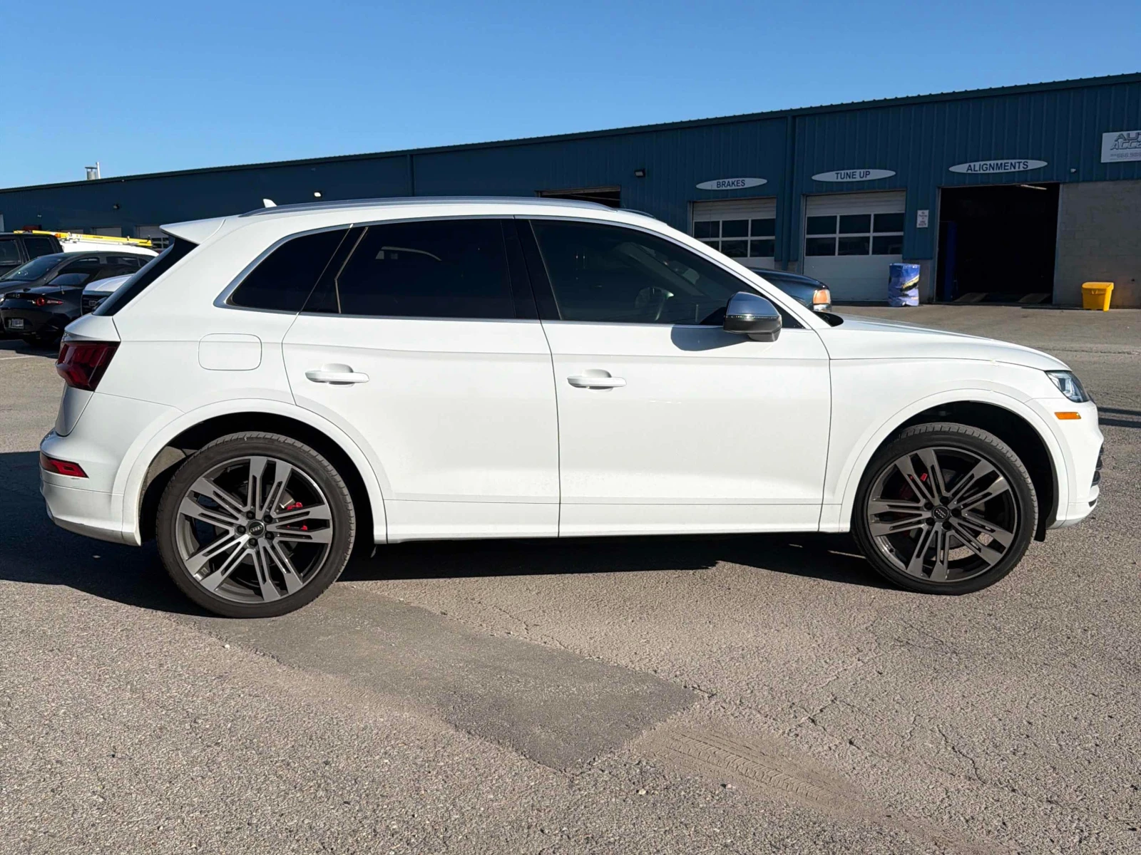 Audi SQ5  Technik / CARFAX / АВТОКРЕДИТ, снимка 4 - Автомобили и джипове - 56071506