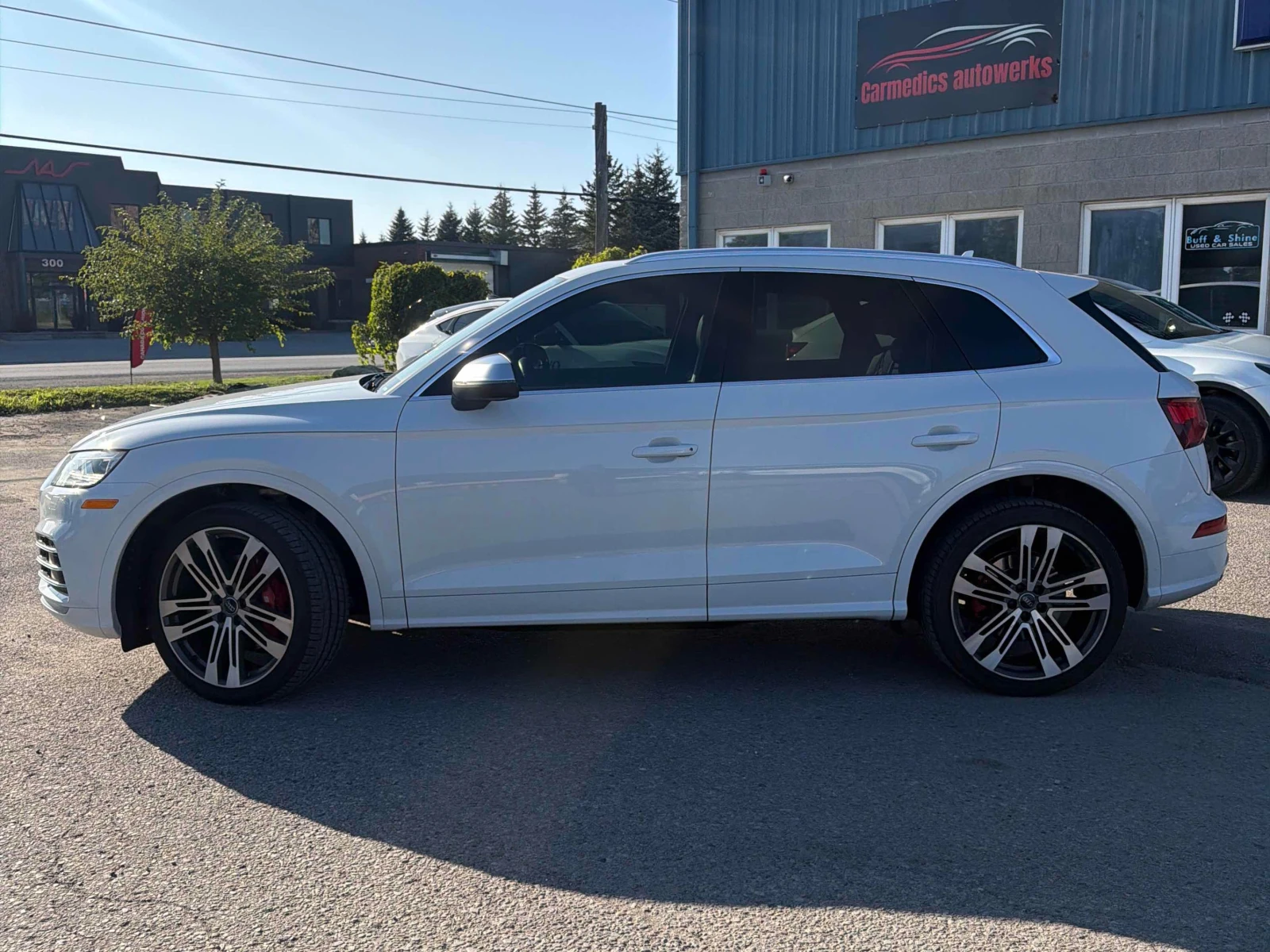 Audi SQ5  Technik / CARFAX / АВТОКРЕДИТ, снимка 3 - Автомобили и джипове - 56071506