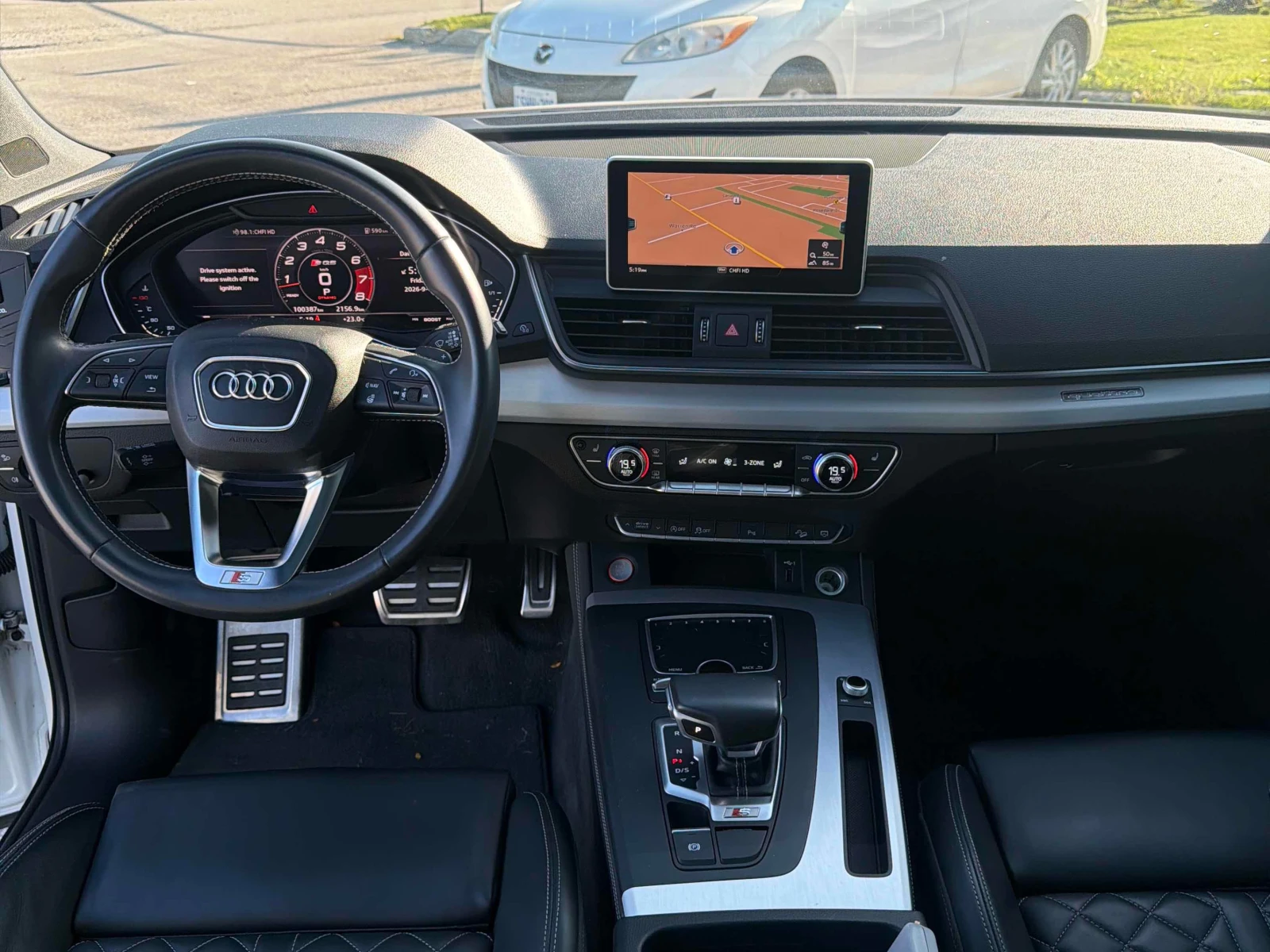 Audi SQ5  Technik / CARFAX / АВТОКРЕДИТ, снимка 9 - Автомобили и джипове - 56071506