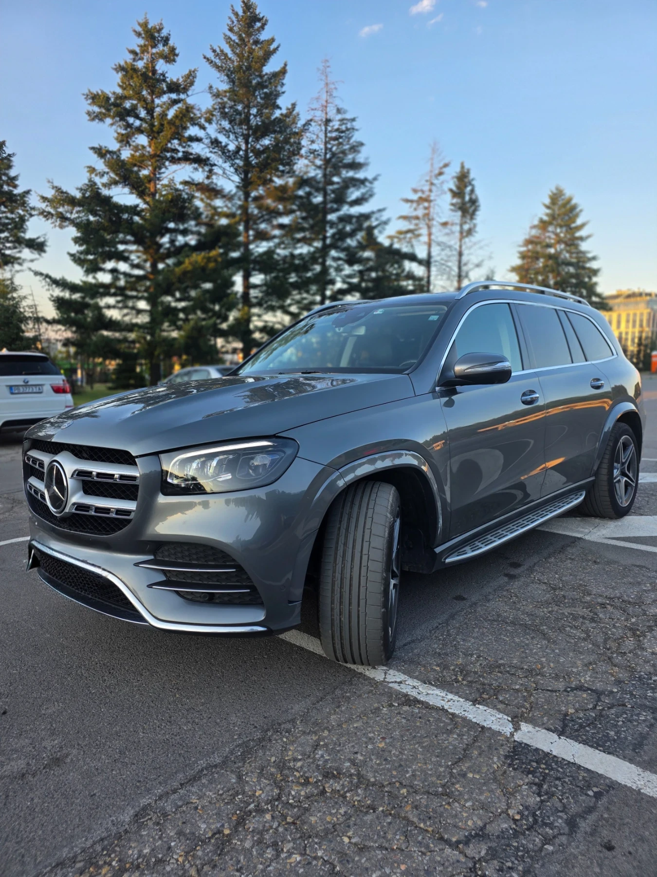 Mercedes-Benz GLS 400 GLS 400 d 4-Matic AMG Night Package, снимка 2 - Автомобили и джипове - 56222597