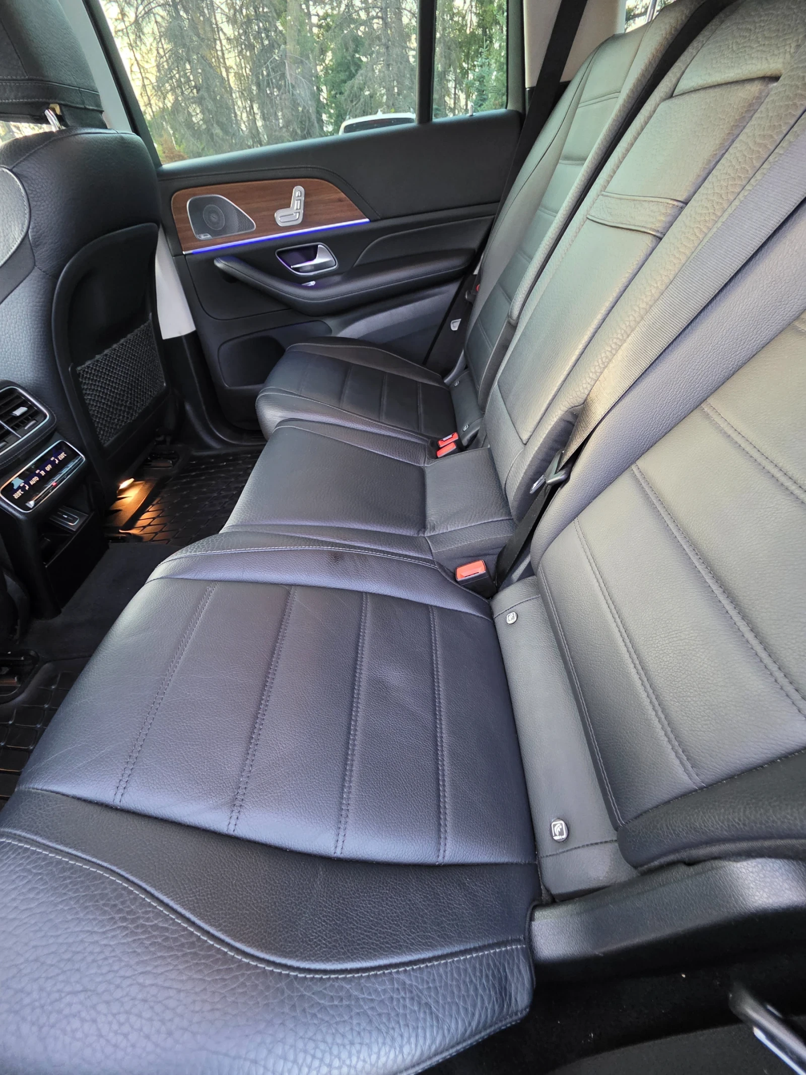Mercedes-Benz GLS 400 GLS 400 d 4-Matic AMG Night Package, снимка 9 - Автомобили и джипове - 56222597