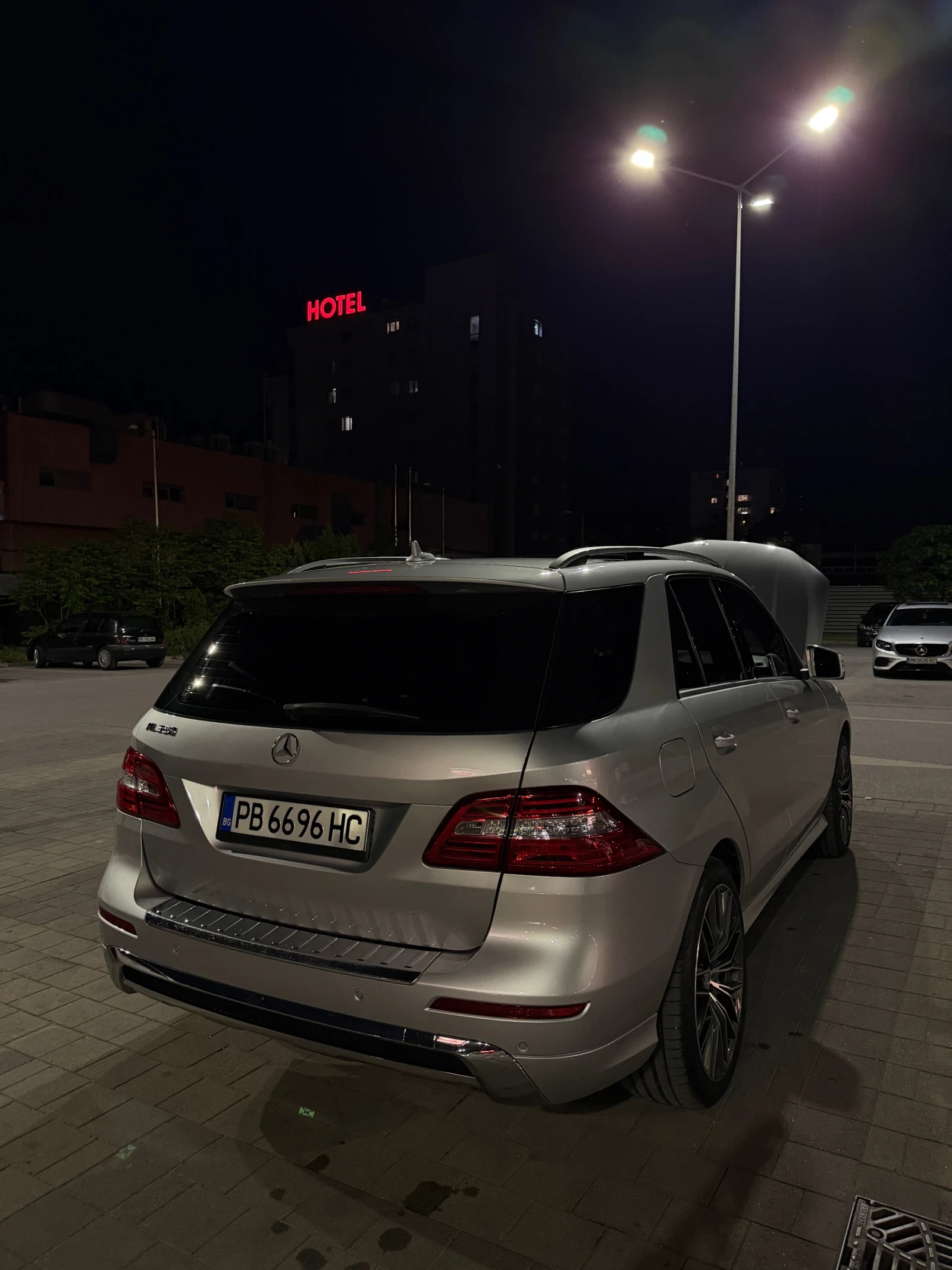 Mercedes-Benz ML 350, снимка 4 - Автомобили и джипове - 56185850