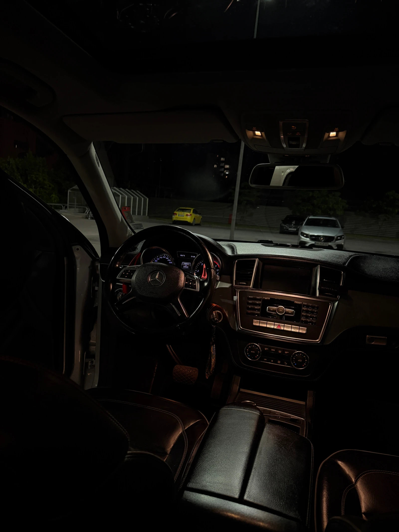 Mercedes-Benz ML 350, снимка 7 - Автомобили и джипове - 56185850