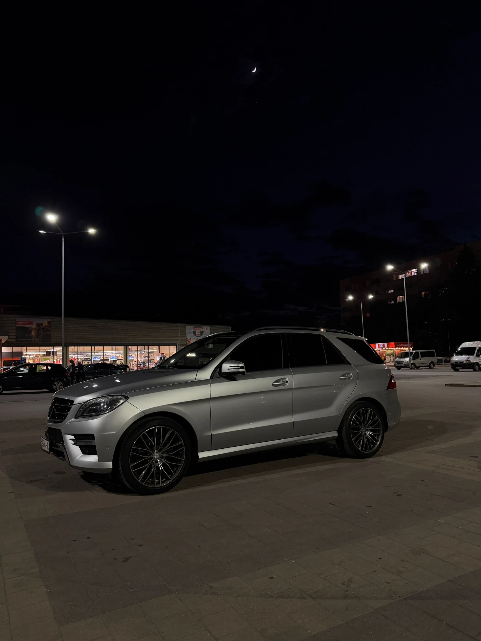 Mercedes-Benz ML 350, снимка 2 - Автомобили и джипове - 56185850