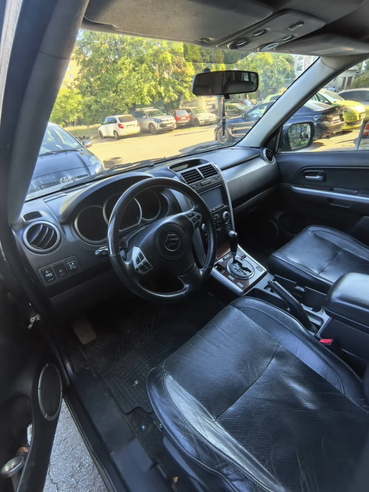 Suzuki Grand vitara 2.0 бензин/газ 4Х4 автомат, снимка 6 - Автомобили и джипове - 56336270